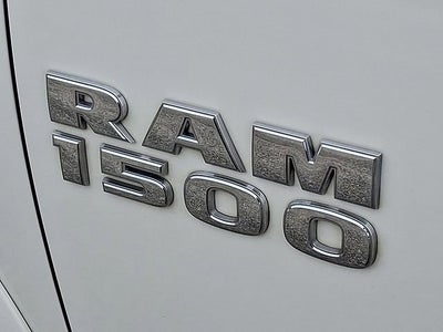 2017 RAM 1500 Laramie Crew Cab 4x4 5'7" Box