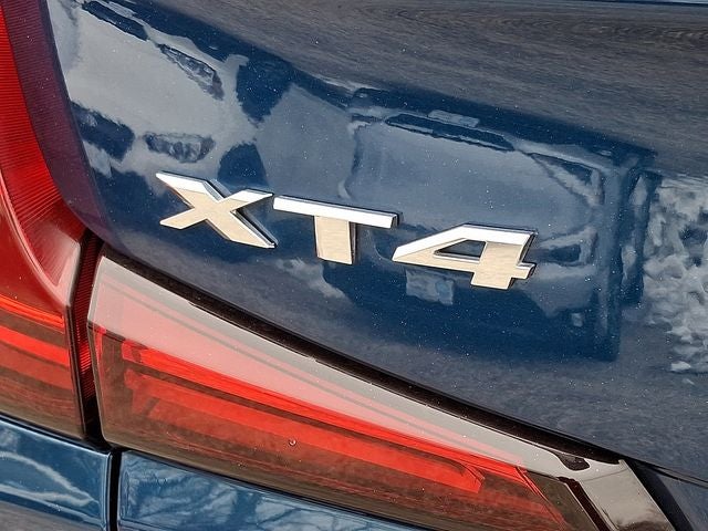 2019 Cadillac XT4 Premium Luxury