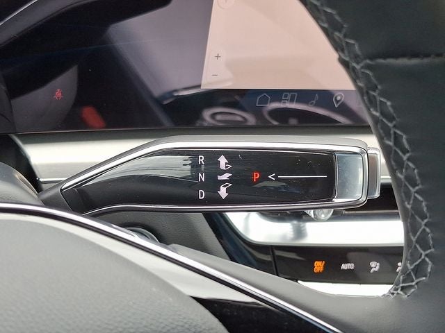 2025 Cadillac LYRIQ Luxury