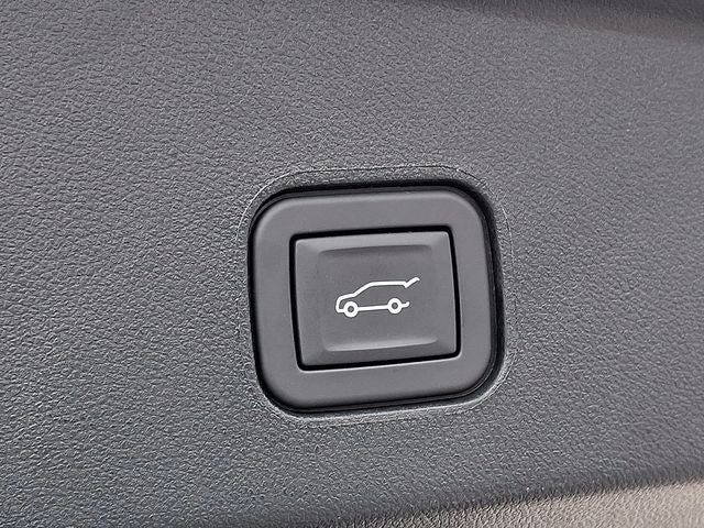 2025 Cadillac LYRIQ Luxury