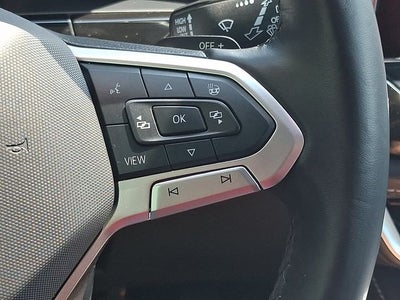 2024 Volkswagen Atlas Cross Sport 2.0T SEL R-Line