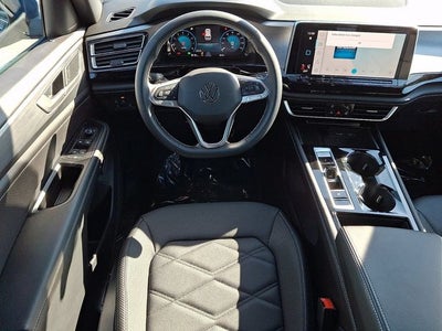 2025 Volkswagen Atlas Cross Sport 2.0T SE w/Technology