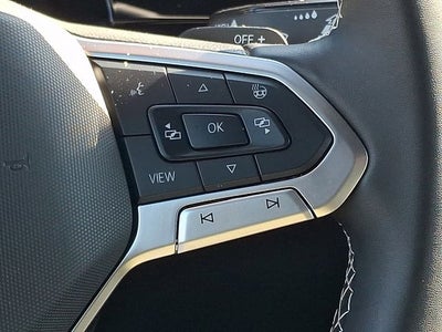 2025 Volkswagen Atlas Cross Sport 2.0T SE w/Technology