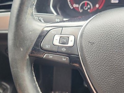 2019 Volkswagen Jetta R-Line