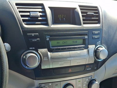 2011 Toyota Highlander Base