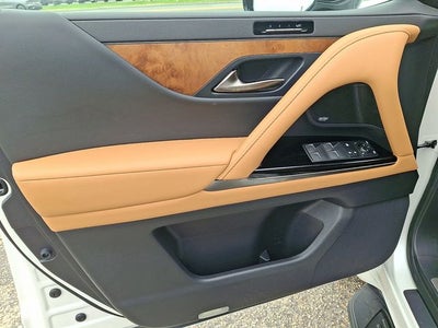 2025 Lexus LX 600 Luxury