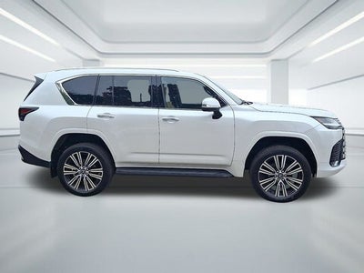 2025 Lexus LX 600 Luxury