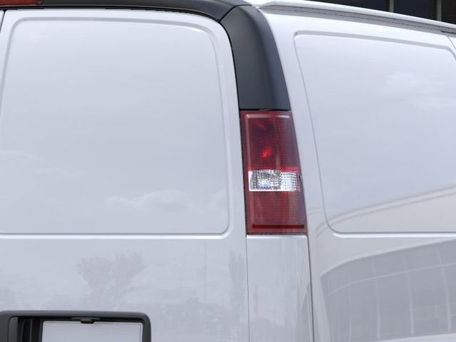 2026 Chevrolet Express Cargo 1WT