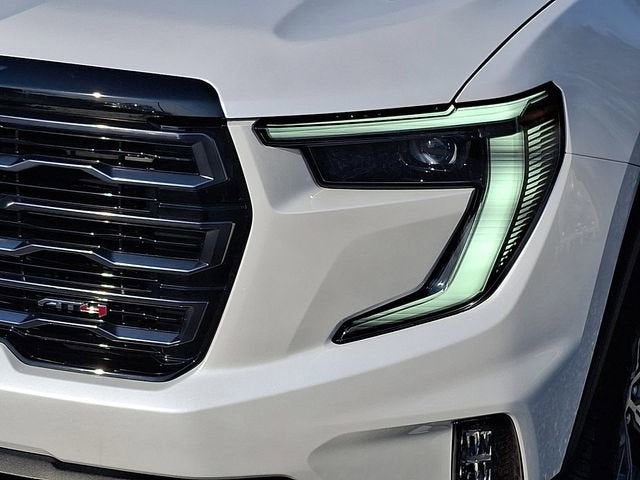 2024 GMC Acadia AT4