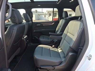 2024 GMC Acadia AT4