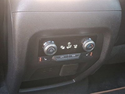2024 GMC Acadia AT4