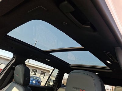 2024 GMC Acadia AT4