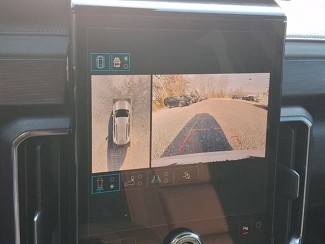 2024 GMC Acadia AT4