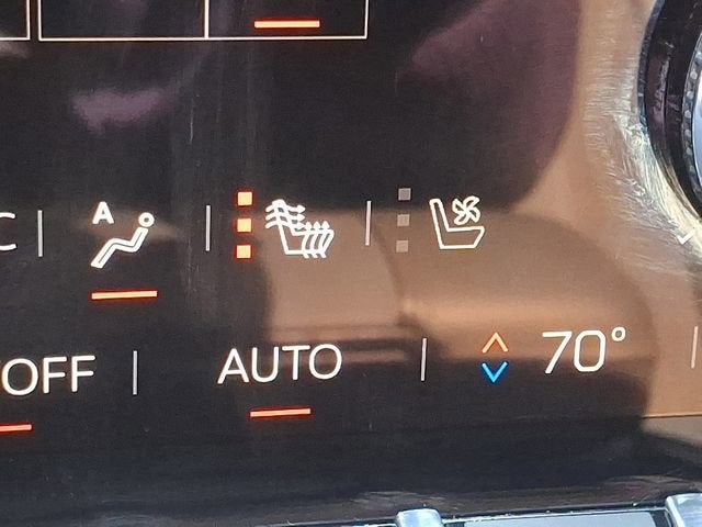 2024 GMC Acadia AT4