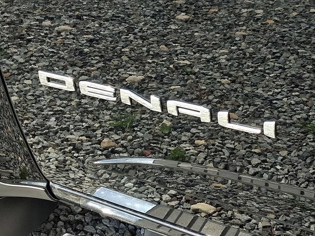 2021 GMC Canyon 4WD Denali