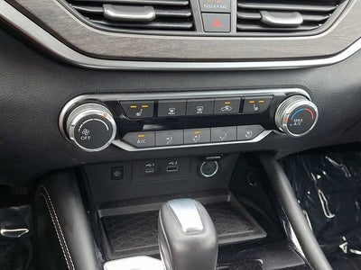 2023 Nissan Altima SV FWD